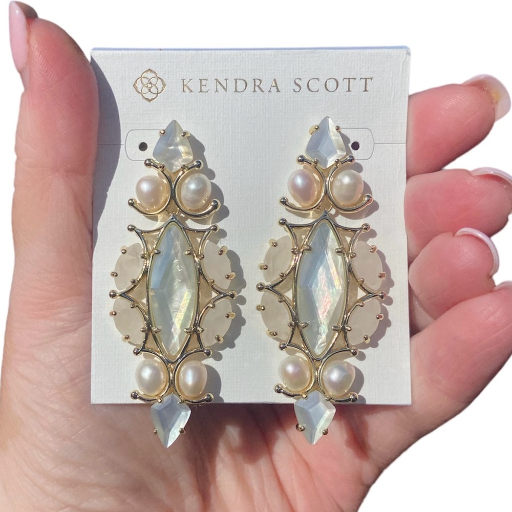 NWT Kendra Scott Genevieve Gold Pearl Statement Earrings